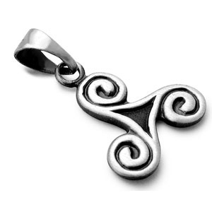 Pendentif Triskel Celte en argent patiné